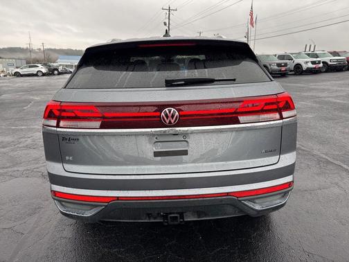 2025 Volkswagen Atlas Cross Sport 2.0T SE w/Technology 4MOTION