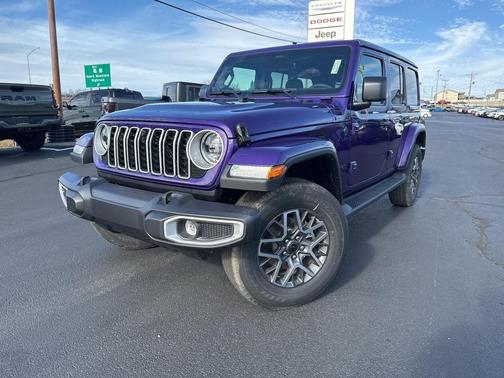 2026 Jeep Wrangler 4-Door Sahara 4x4