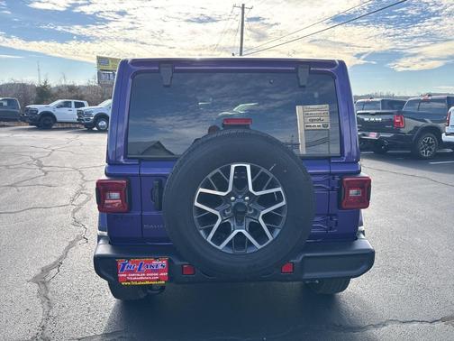 2026 Jeep Wrangler 4-Door Sahara 4x4