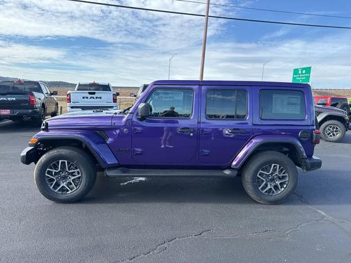2026 Jeep Wrangler 4-Door Sahara 4x4