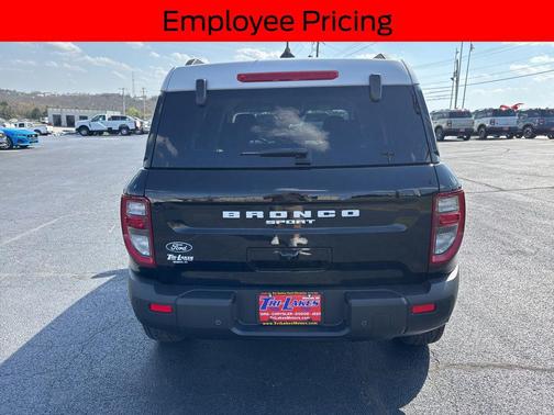 SHADOW BLACK 2026 Ford Bronco Sport Heritage