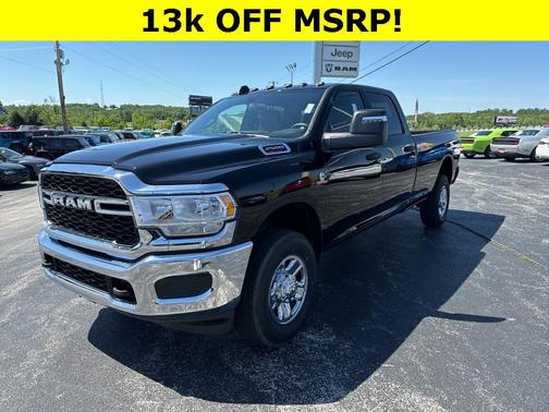 2024 RAM 2500 Tradesman Crew Cab 4x4 8' Box