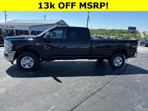 2024 RAM 2500 Tradesman Crew Cab 4x4 8' Box
