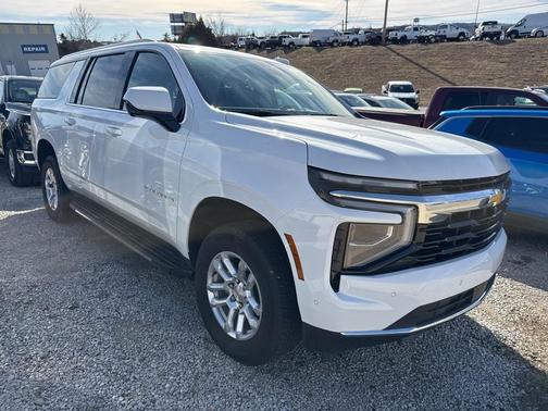 2026 Chevrolet Suburban LS