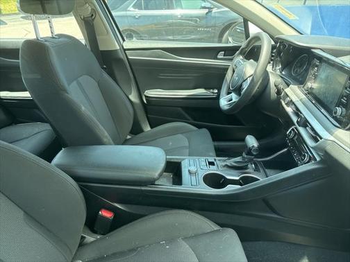 2023 Kia K5 LXS