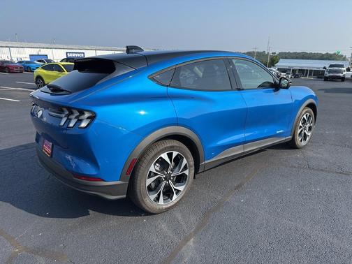2025 Ford Mustang Mach-E Select