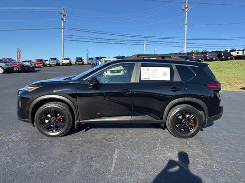 2025 Nissan Rogue Rock Creek