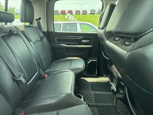 2024 RAM 2500 Laramie Crew Cab 4x4 6'4' Box