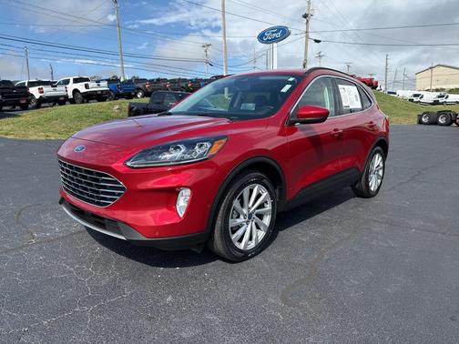 2022 Ford Escape Titanium