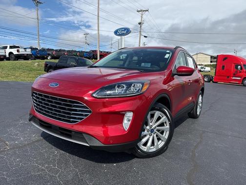 2022 Ford Escape Titanium