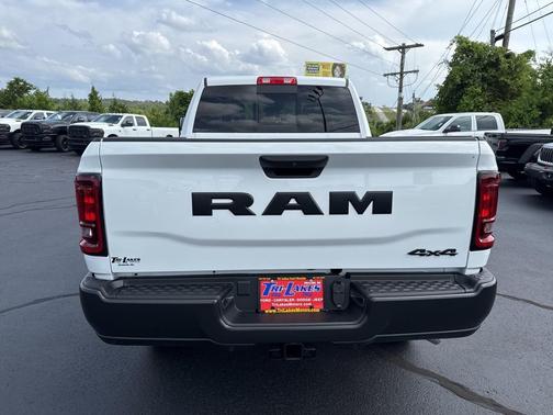 2025 RAM 3500 Tradesman Crew Cab 4x4 6'4' Box