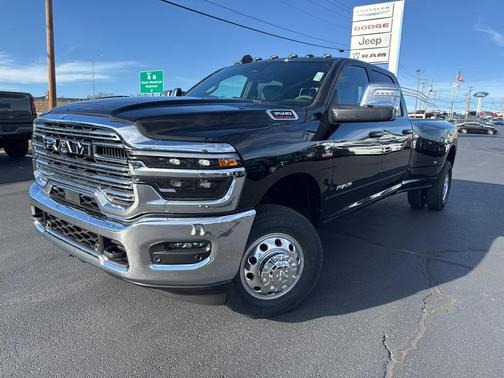 2026 RAM 3500 Laramie Crew Cab 4x4 8' Box