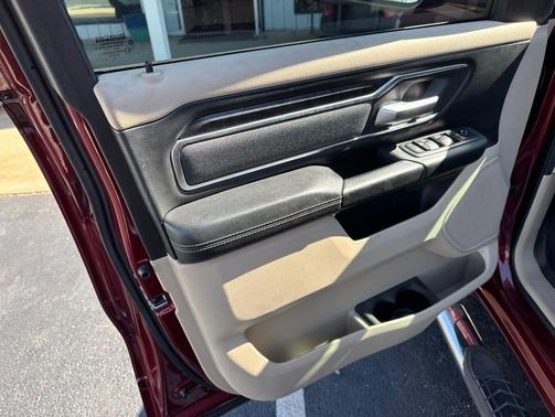 Delmonico Red Pearlcoat 2019 RAM 1500 Big Horn