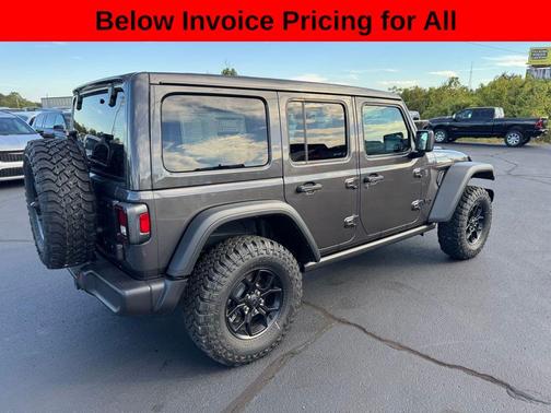 Granite Crystal Metallic Clearcoat 2026 Jeep Wrangler Willys