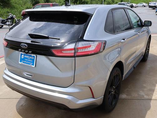 ICONIC SILVER 2022 Ford Edge ST Line