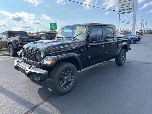 2025 Jeep Gladiator Sport S