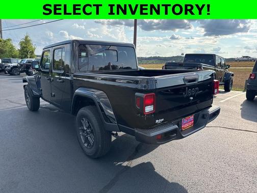 2025 Jeep Gladiator Sport S