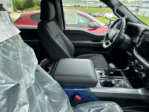 Avalanche 2026 Ford F-150 XLT
