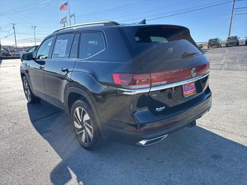 2024 Volkswagen Atlas 2.0T SE w/Technology 4MOTION