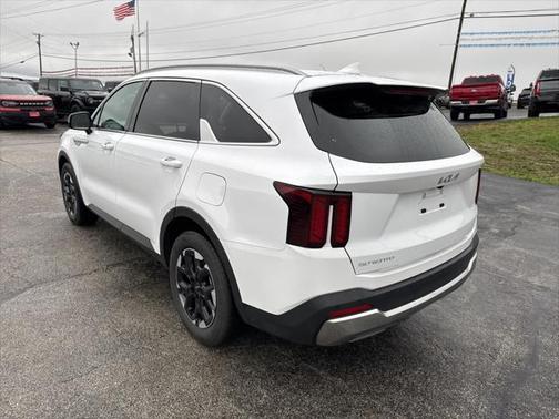 2024 Kia Sorento S