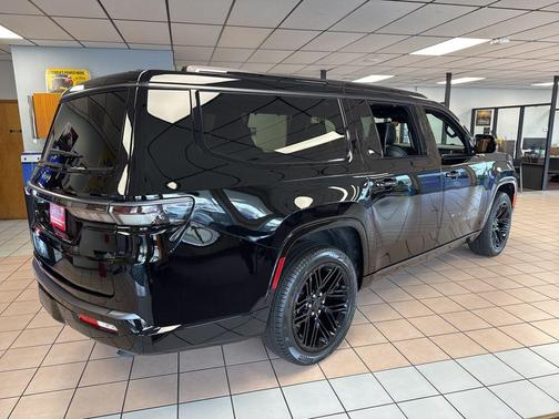 High Gloss Black 2026 Jeep Grand Wagoneer L Limited Reserve 4x4