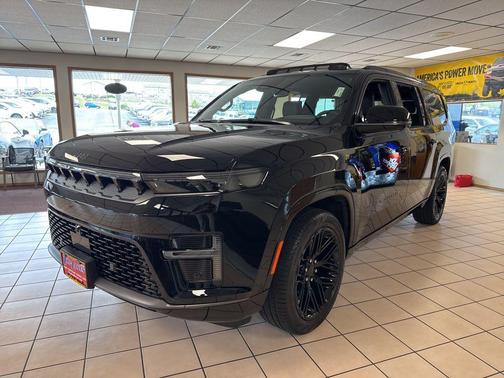High Gloss Black 2026 Jeep Grand Wagoneer L Limited Reserve 4x4