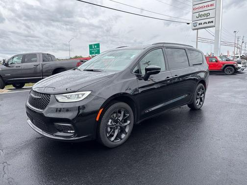 2026 Chrysler Pacifica Limited