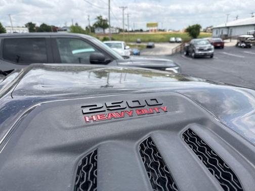 Diamond Black Crystal Pearlcoat 2025 RAM 2500 Power Wagon
