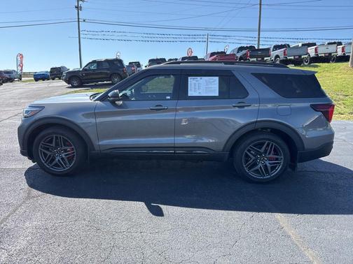 CARBONIZED GRAY METALLIC 2025 Ford Explorer ST