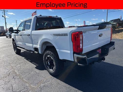 OXFORD WHITE 2026 Ford F-250 XLT