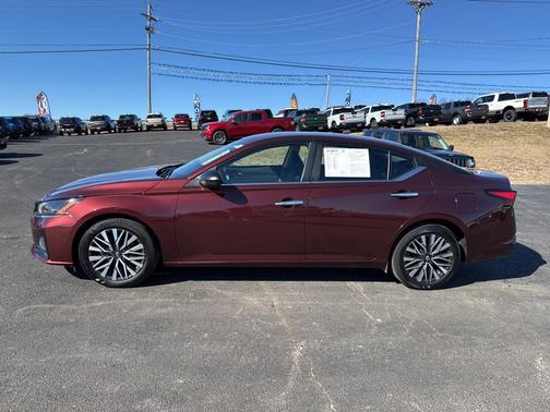 2025 Nissan Altima 2.5 SV