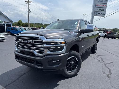 2025 RAM 3500 Laramie Crew Cab 4x4 6'4' Box