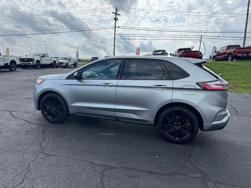 ICONIC SILVER 2022 Ford Edge ST Line