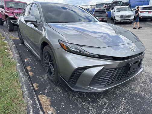 2025 Toyota Camry XSE