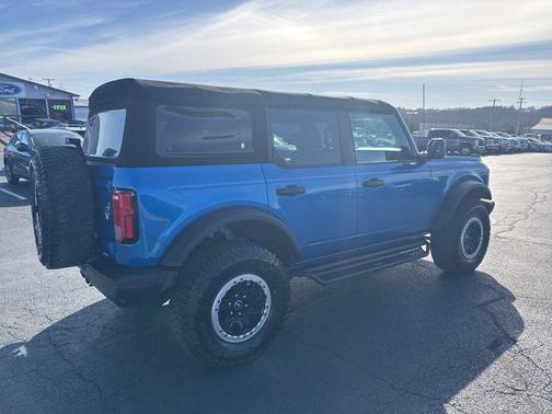 2022 Ford Bronco Black Diamond