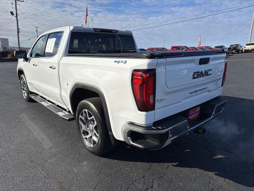2025 GMC Sierra 1500 SLT