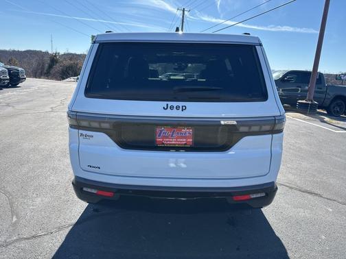 2026 Jeep Grand Wagoneer 4x4