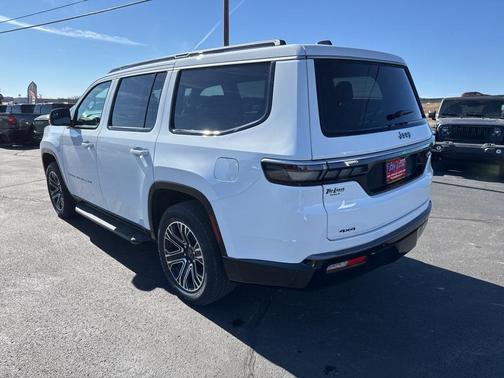 2026 Jeep Grand Wagoneer 4x4