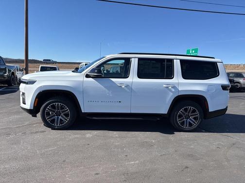 2026 Jeep Grand Wagoneer 4x4