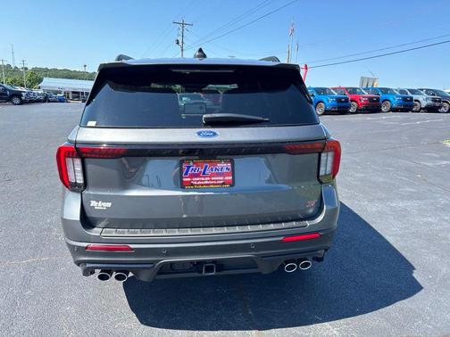 CARBONIZED GRAY METALLIC 2026 Ford Explorer ST