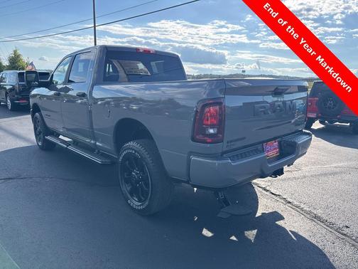 2026 RAM 3500 Big Horn Crew Cab 4x4 6'4' Box