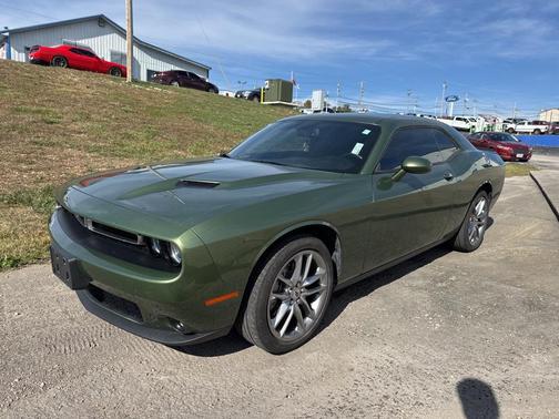 2023 Dodge Challenger SXT