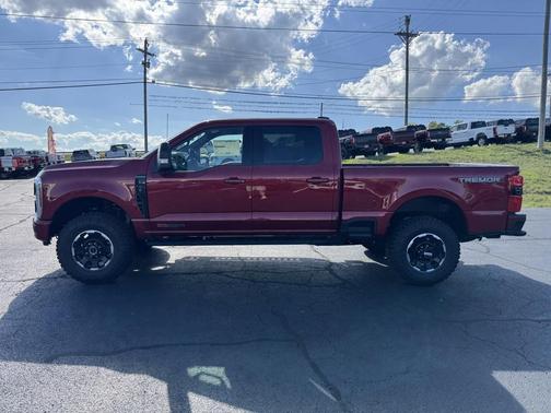 2025 Ford F-250 Platinum