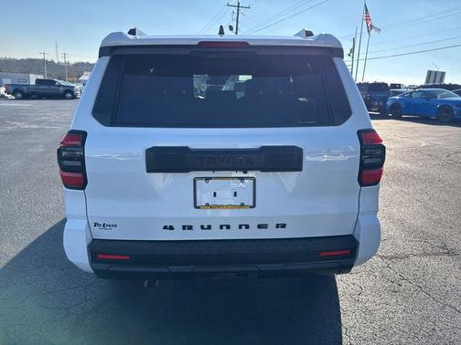 2025 Toyota 4Runner SR5 Premium