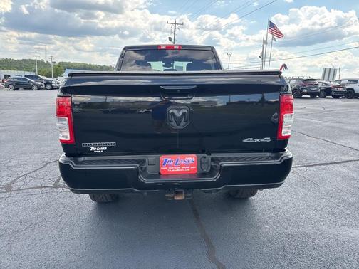 2022 RAM 2500 Big Horn Crew Cab 4x4 6'4' Box
