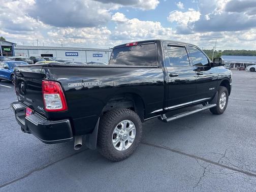 2022 RAM 2500 Big Horn Crew Cab 4x4 6'4' Box
