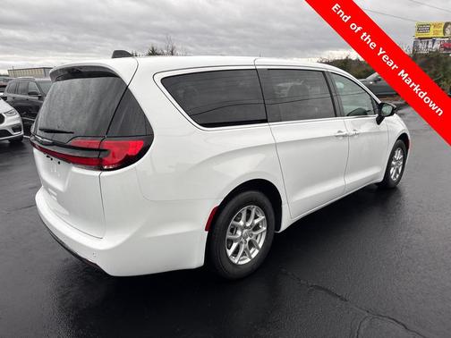 2026 Chrysler Pacifica L