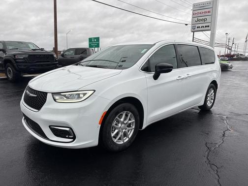 2026 Chrysler Pacifica L