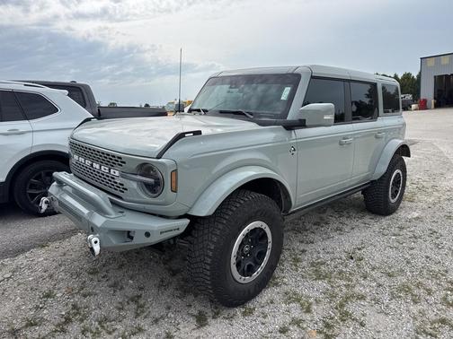 2023 Ford Bronco Outer Banks