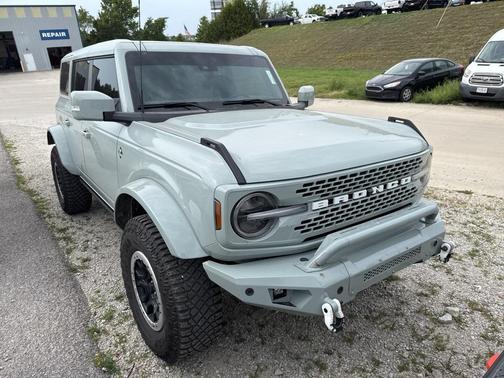 2023 Ford Bronco Outer Banks